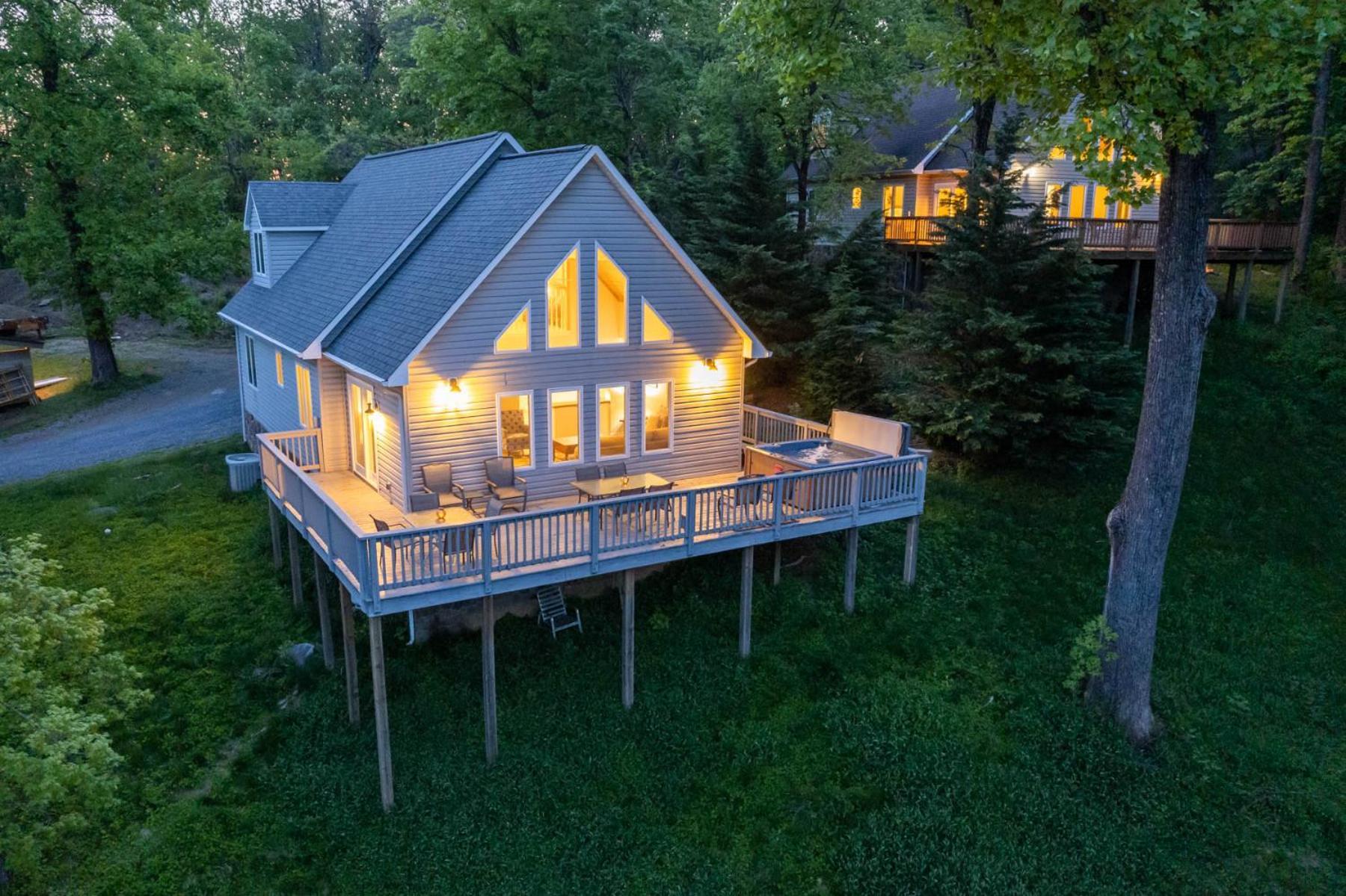 Love Ridge Mountain Lodging Lyndhurst Kültér fotó