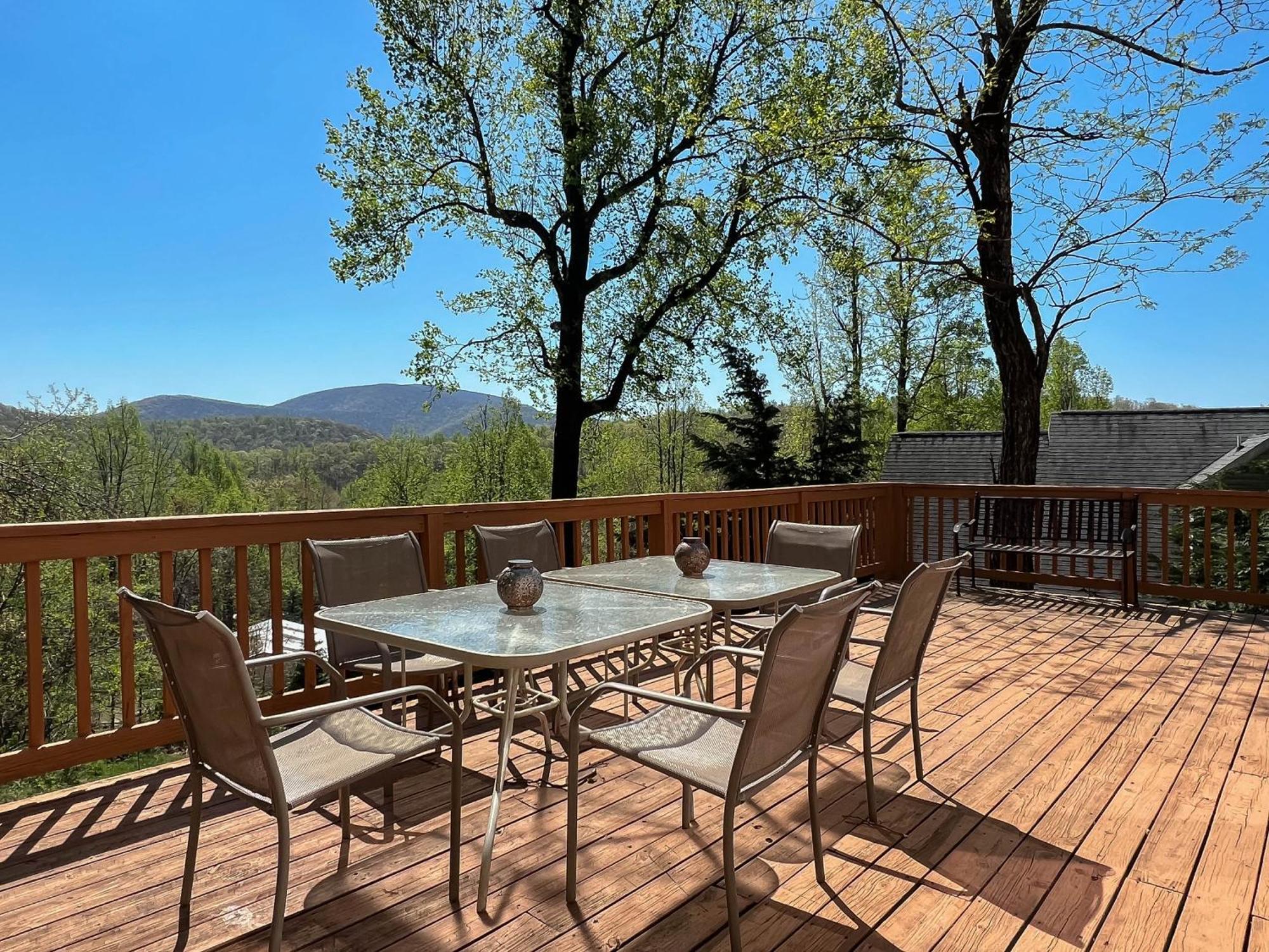 Love Ridge Mountain Lodging Lyndhurst Kültér fotó