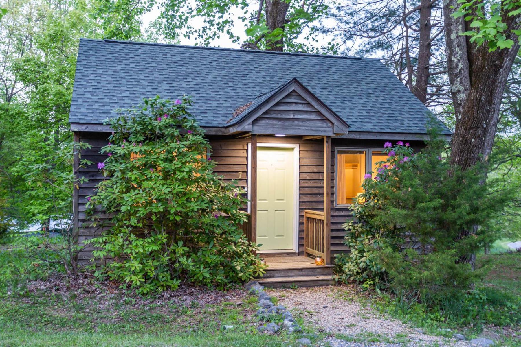 Love Ridge Mountain Lodging Lyndhurst Kültér fotó