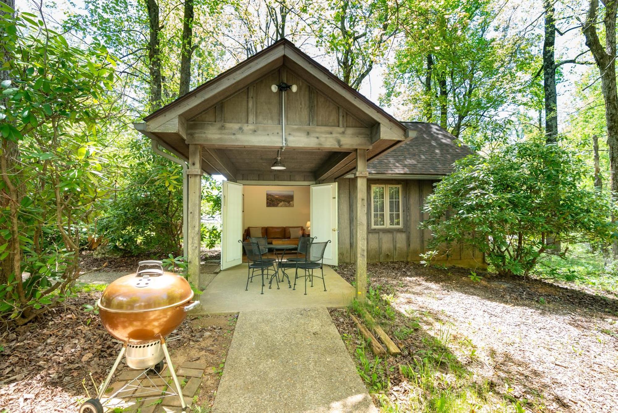 Love Ridge Mountain Lodging Lyndhurst Kültér fotó